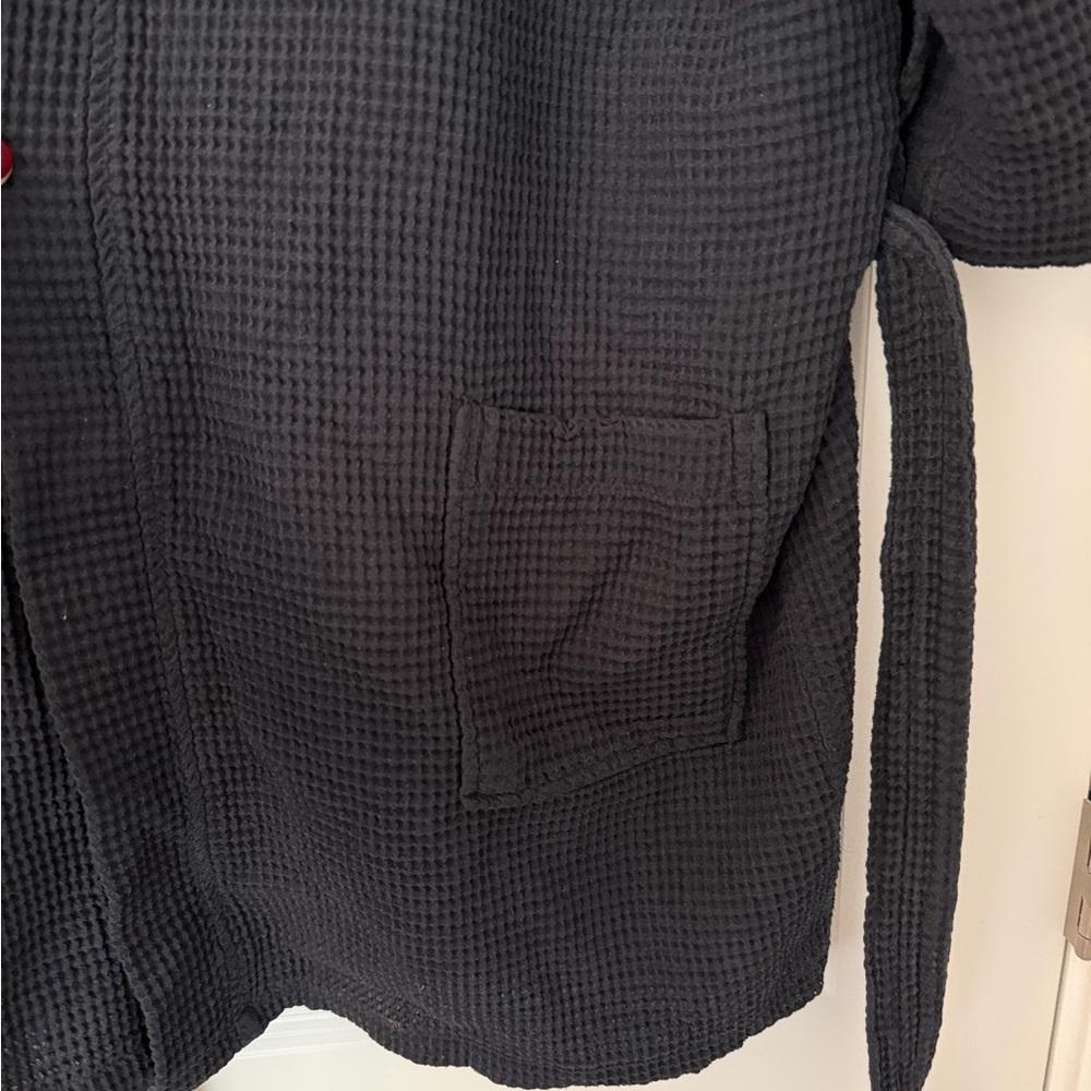 🔴 5/$10 Waffle Robe - Picture 5 of 5
